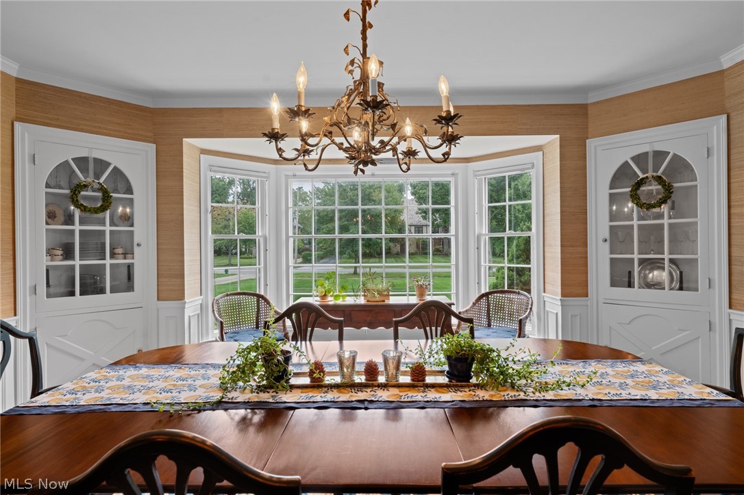 2992 Fontenay Road Shaker Heights OH 44120