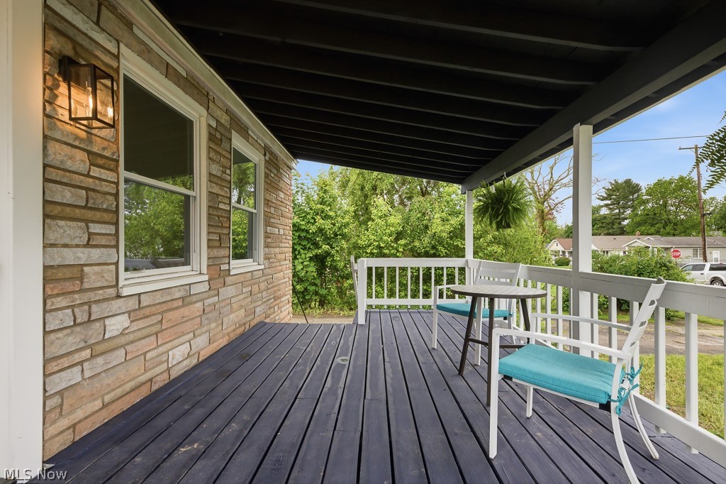 359 High Grove Boulevard Akron OH 44312