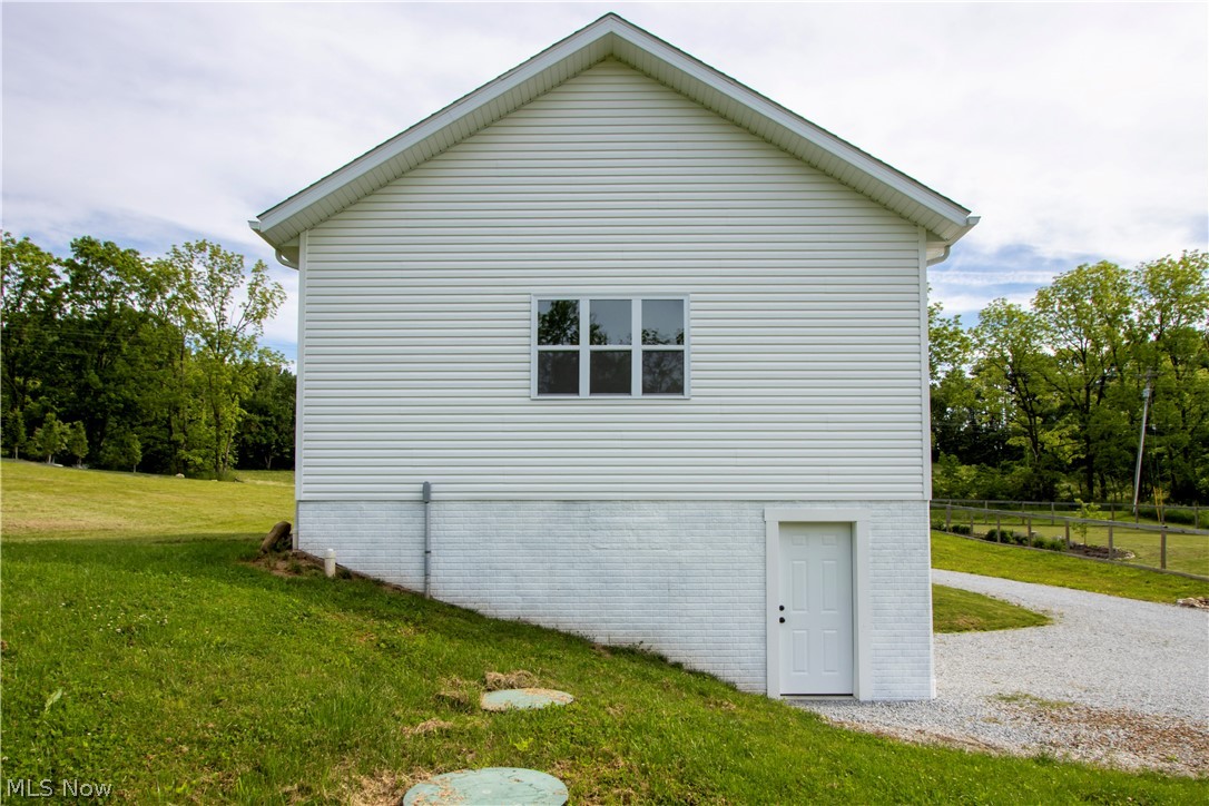 14350 Township Road 473 Lakeville OH 44638
