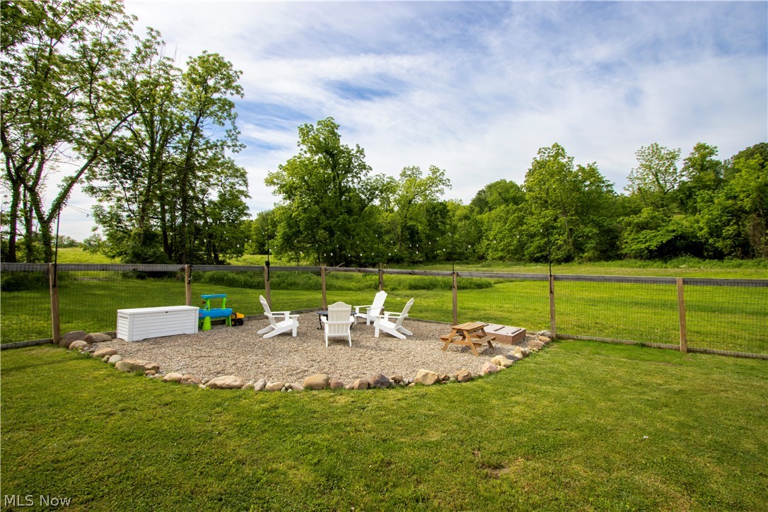 14350 Township Road 473 Lakeville OH 44638