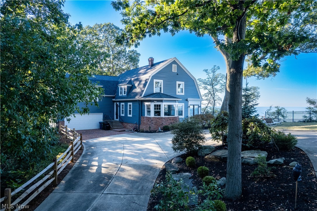 26534 Lake Road Bay Village OH 44140