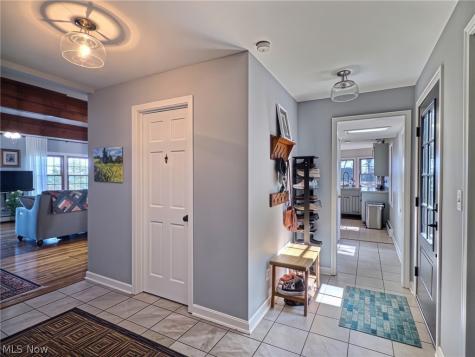 26534 Lake Road Bay Village OH 44140