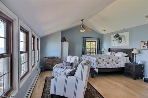 26534 Lake Road Bay Village OH 44140