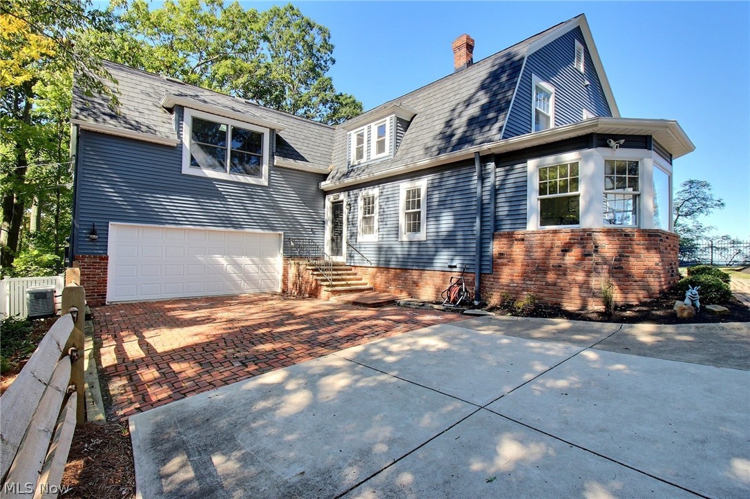 26534 Lake Road Bay Village OH 44140