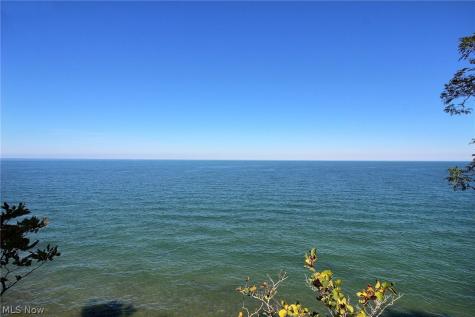 26534 Lake Road Bay Village OH 44140