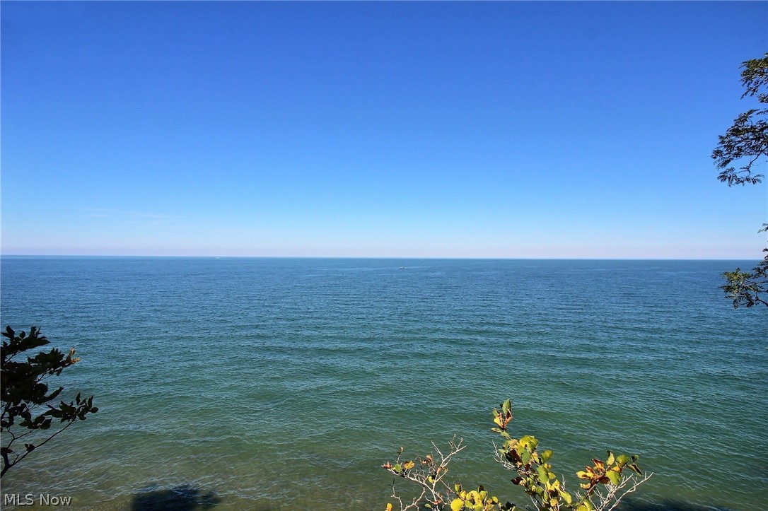 26534 Lake Road Bay Village OH 44140