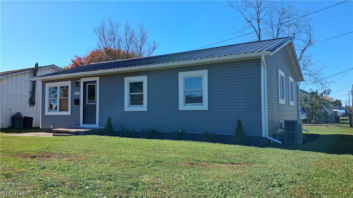 317 S King Street West Lafayette OH 43845