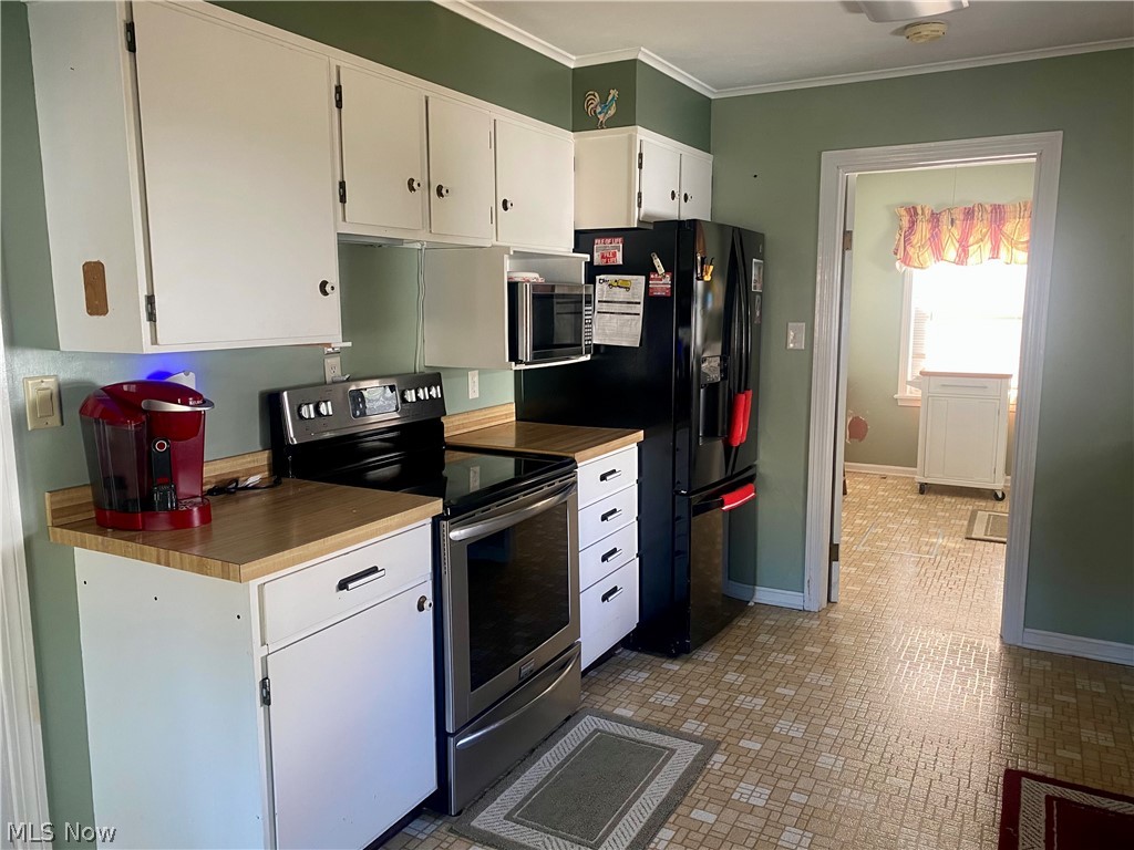 158 Jerrol Court Elyria OH 44035