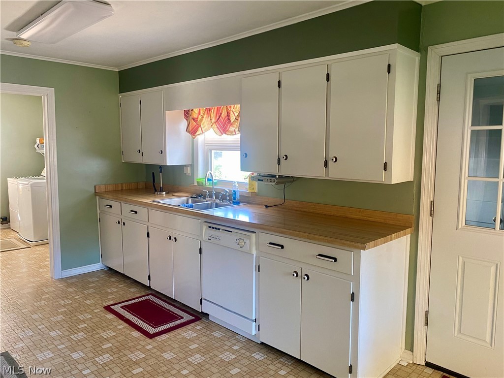 158 Jerrol Court Elyria OH 44035