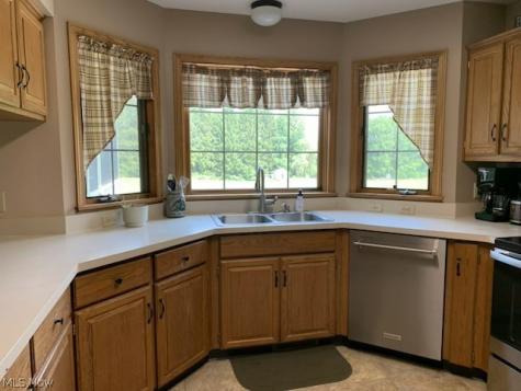 6737 Philip Lane Wooster OH 44691