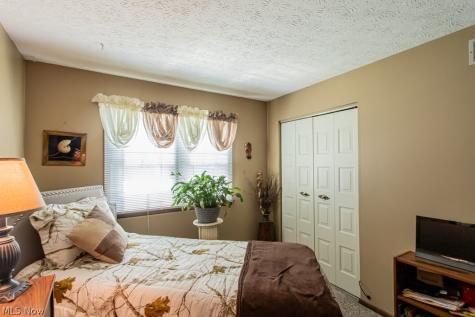 1458 Pepperwood Drive Niles OH 44446