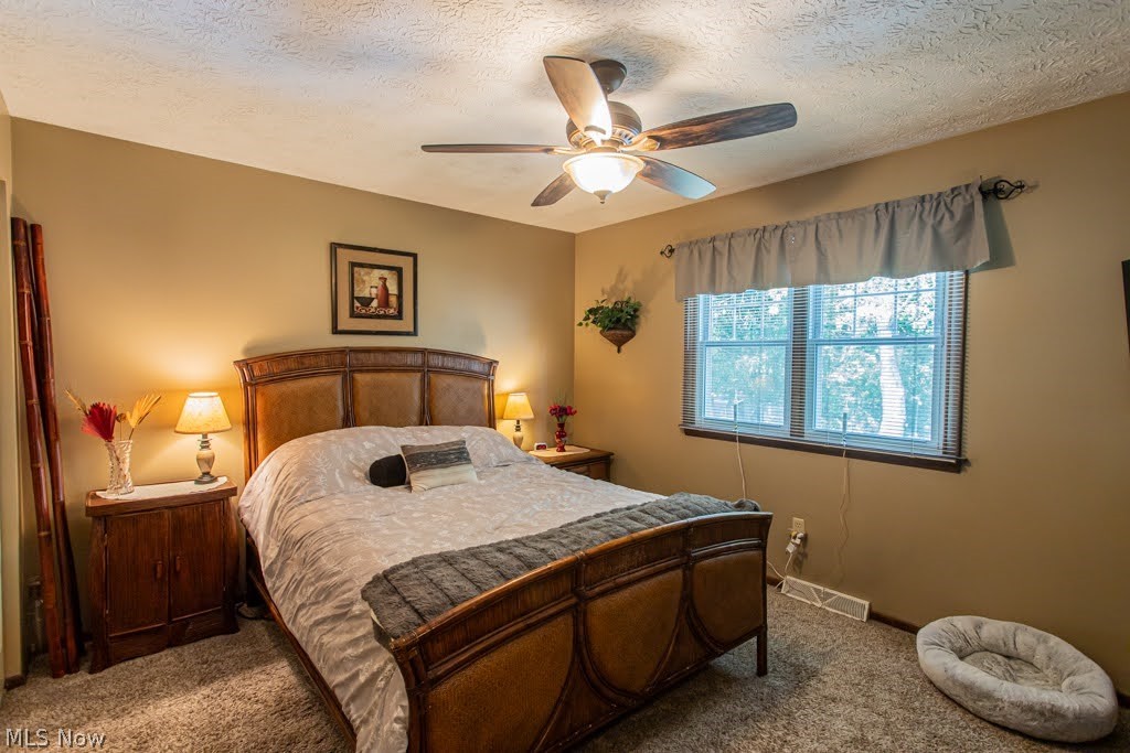 1458 Pepperwood Drive Niles OH 44446