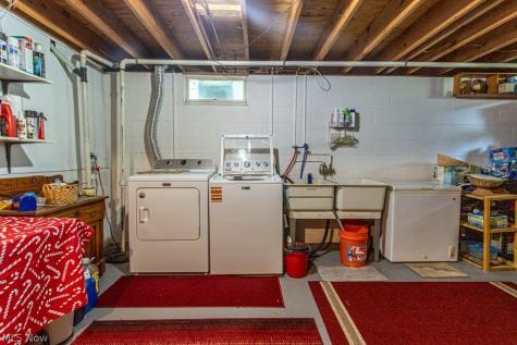 1458 Pepperwood Drive Niles OH 44446
