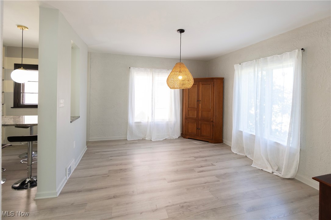 15615 Fernway Avenue Cleveland OH 44111