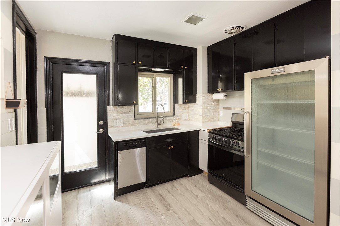 15615 Fernway Avenue Cleveland OH 44111