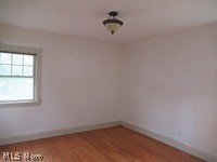 17408 Woodbury Avenue Cleveland OH 44135