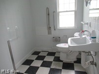 17408 Woodbury Avenue Cleveland OH 44135