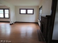 17408 Woodbury Avenue Cleveland OH 44135