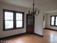 17408 Woodbury Avenue Cleveland OH 44135