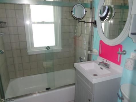 4396 Rockland Drive Brooklyn OH 44144