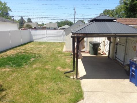 4396 Rockland Drive Brooklyn OH 44144