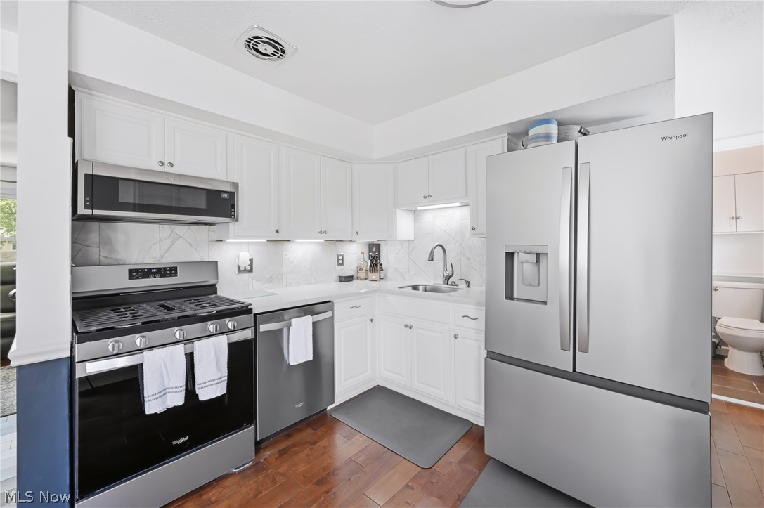 723 Dresden Drive Hubbard OH 44425
