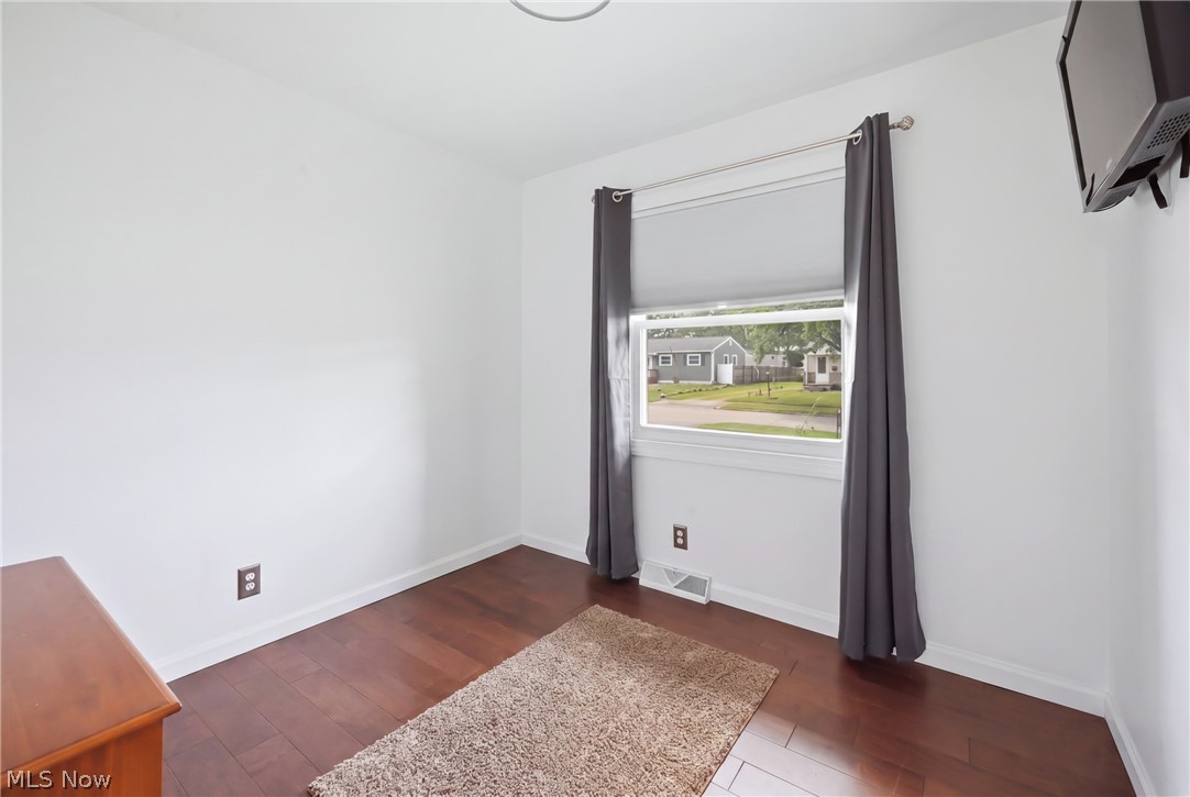 723 Dresden Drive Hubbard OH 44425