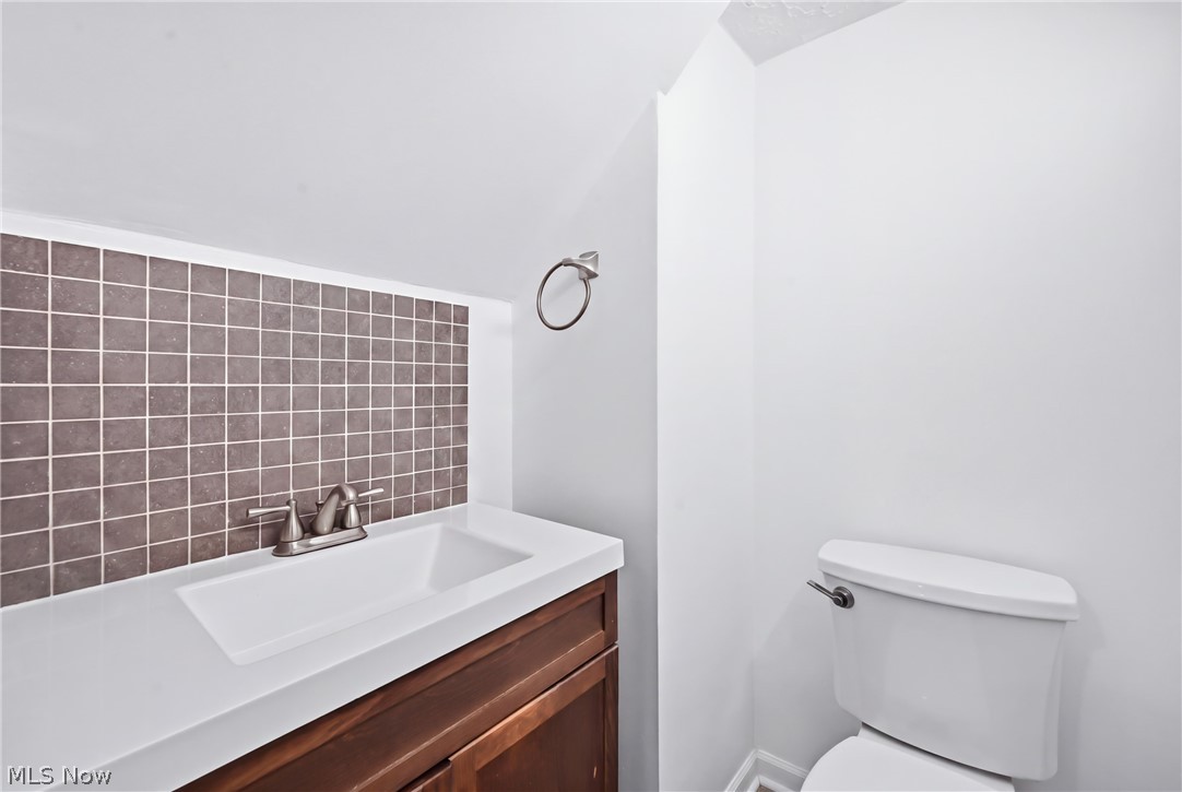 723 Dresden Drive Hubbard OH 44425