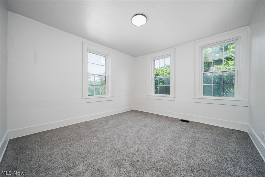 1521 Adamsville Road Zanesville OH 43701