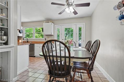 26930 Southwood Lane Olmsted Falls OH 44138