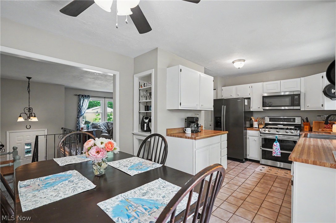 26930 Southwood Lane Olmsted Falls OH 44138