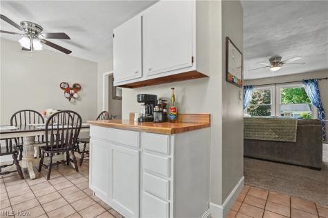 26930 Southwood Lane Olmsted Falls OH 44138