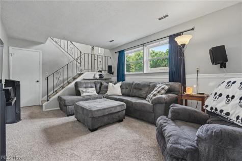 26930 Southwood Lane Olmsted Falls OH 44138