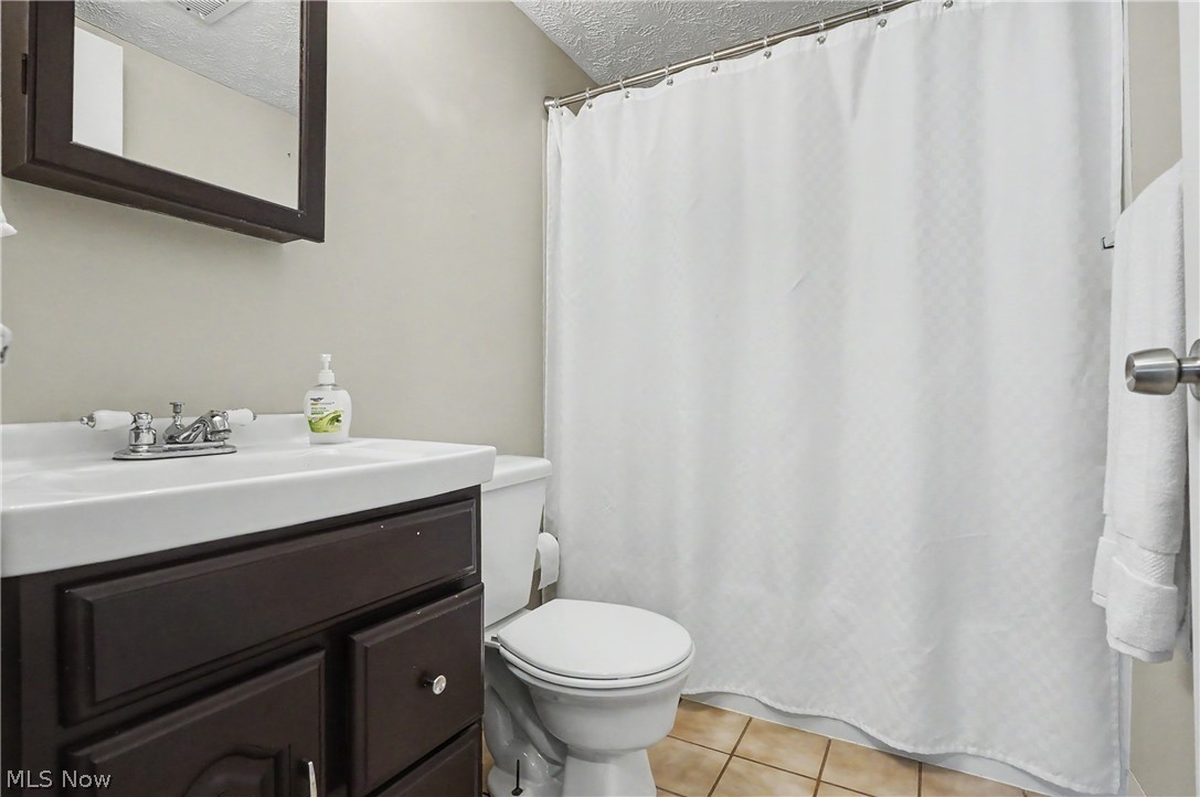 26930 Southwood Lane Olmsted Falls OH 44138