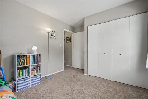26930 Southwood Lane Olmsted Falls OH 44138