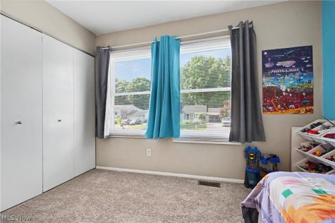 26930 Southwood Lane Olmsted Falls OH 44138