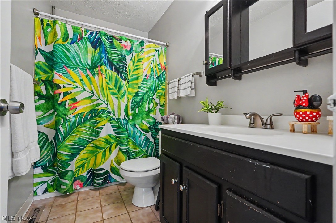 26930 Southwood Lane Olmsted Falls OH 44138