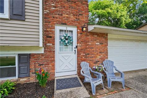 26930 Southwood Lane Olmsted Falls OH 44138