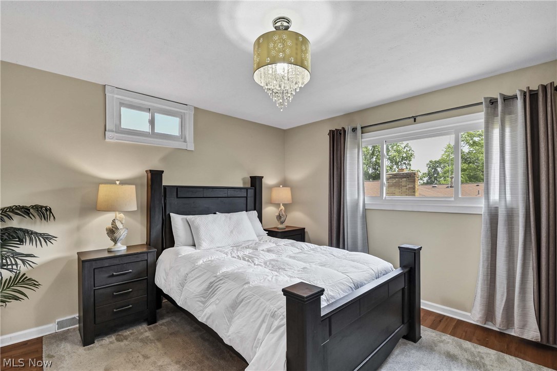 6815 Parkgate Oval Seven Hills OH 44131