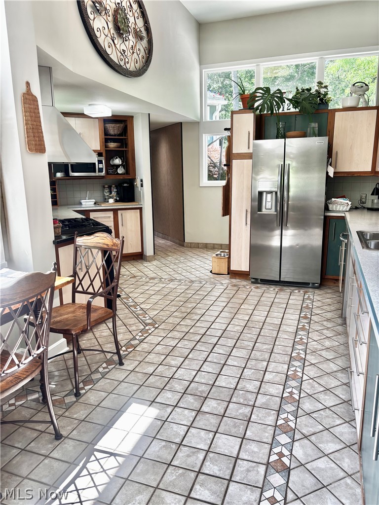 631 Pleasant Street East Liverpool OH 43920