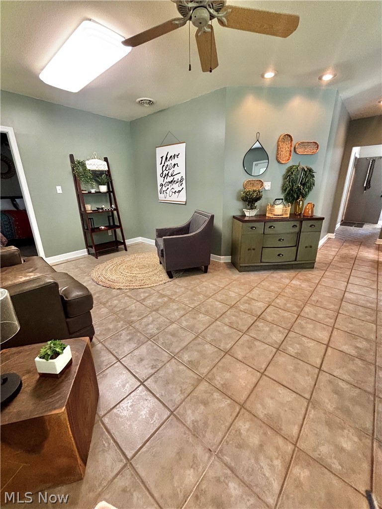 631 Pleasant Street East Liverpool OH 43920