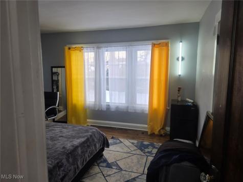 423 Bradley Lane Youngstown OH 44504