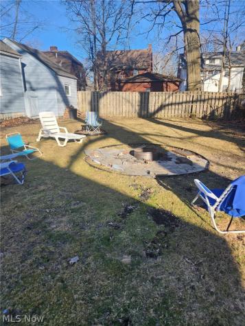 423 Bradley Lane Youngstown OH 44504
