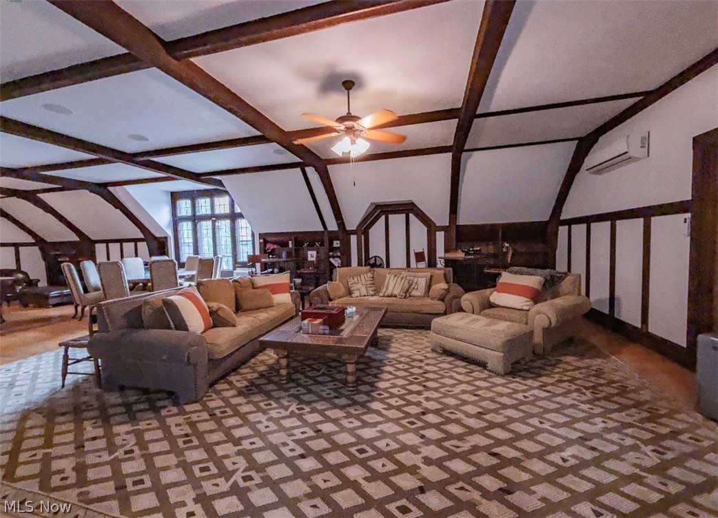 10494 Lake Shore Boulevard Bratenahl OH 44108