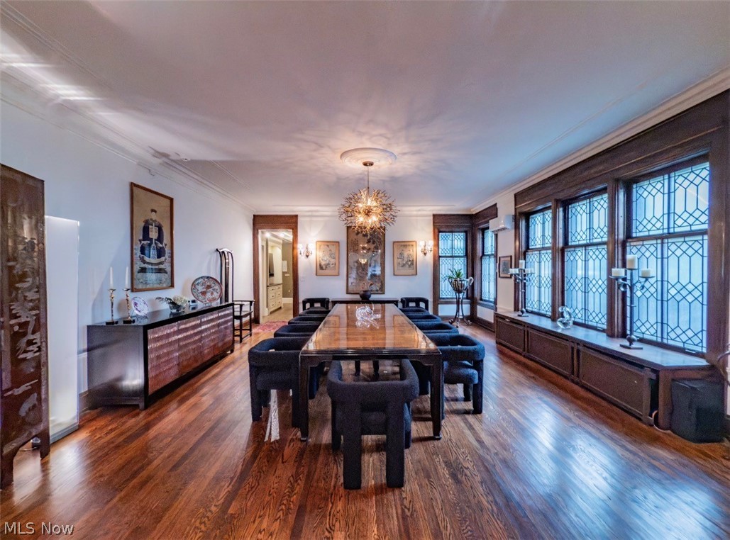 10494 Lake Shore Boulevard Bratenahl OH 44108