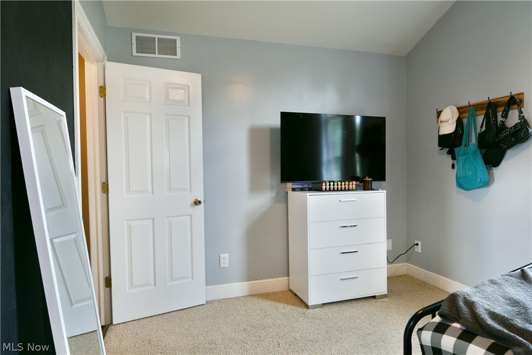 1458 Birch Run Drive NE Warren OH 44483