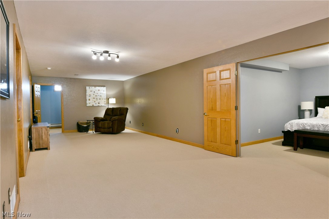 1458 Birch Run Drive NE Warren OH 44483