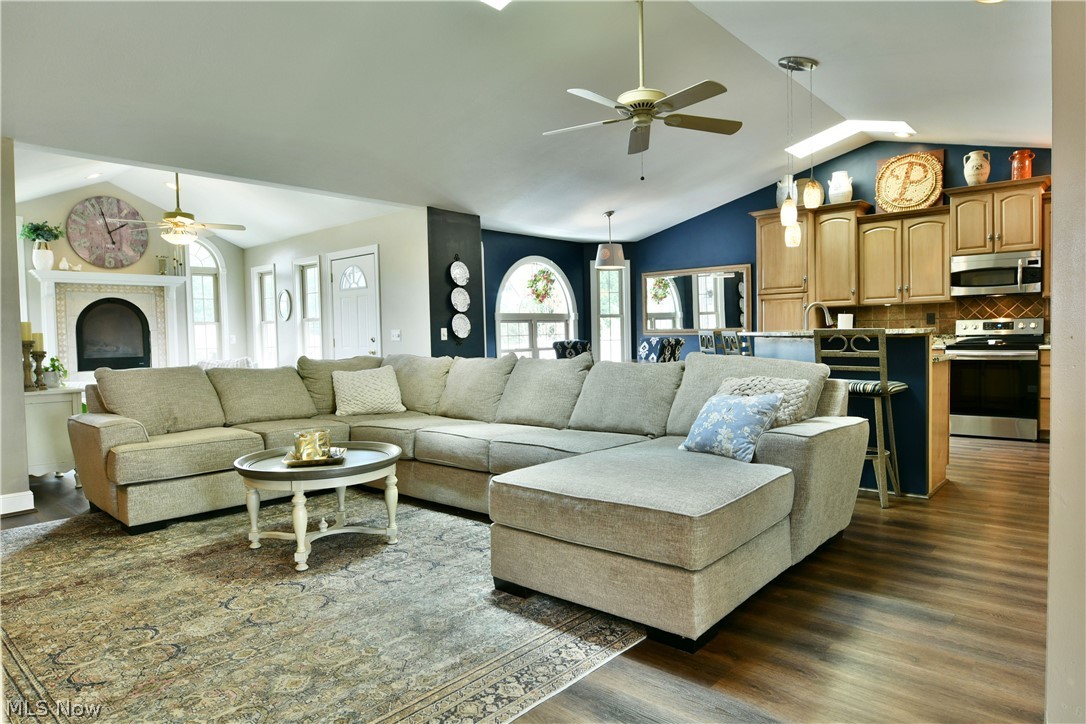 1458 Birch Run Drive NE Warren OH 44483