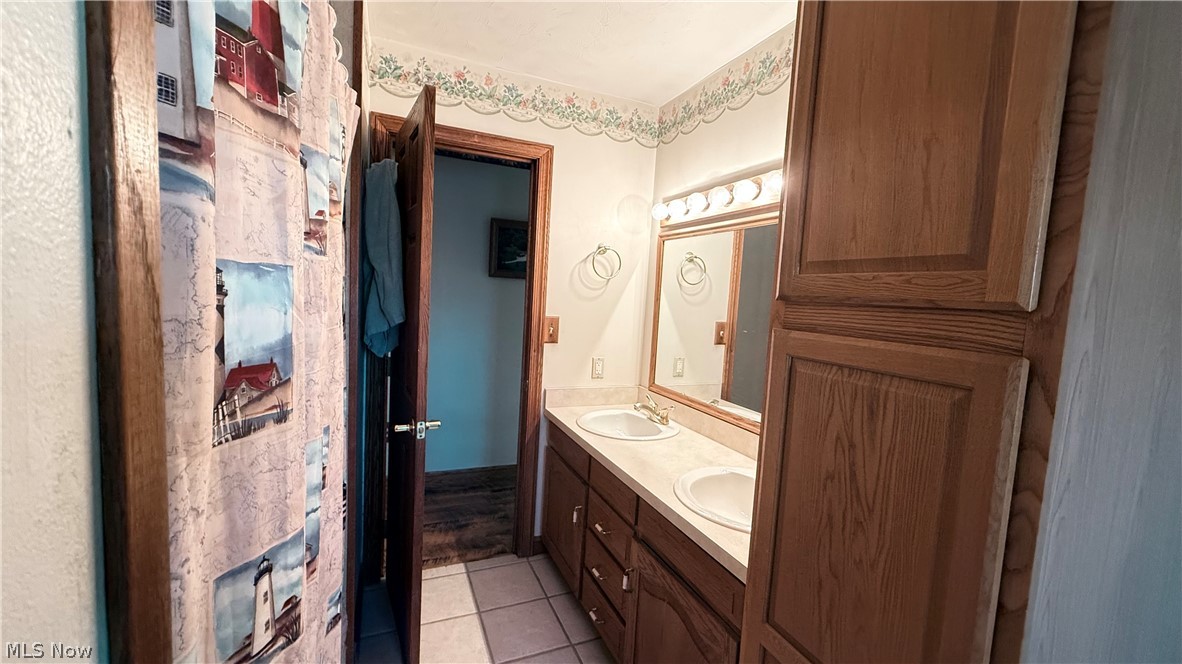 5655 Helen Drive Zanesville OH 43701