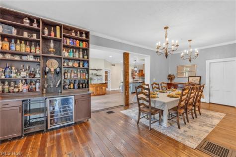 33932 Roberts Road Eastlake OH 44095